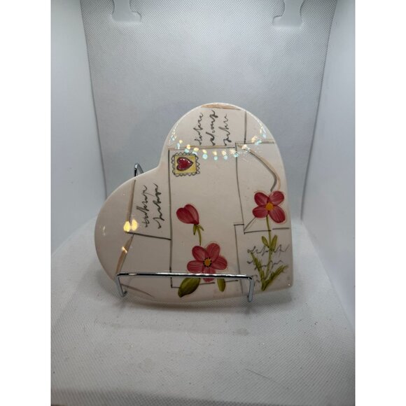 Heart-Shaped Bath & Body Works Ceramic Trinket Dish With Floral & Letter Design - Picture 4 of 6